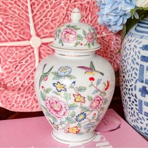 Vintage Chinoiserie Ginger Temple Jar with Pink Flowers & Birds Floral Heygill